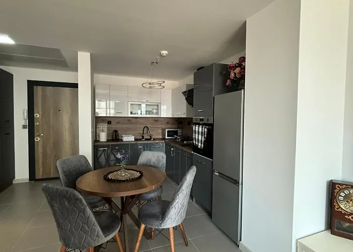 Sky Angel Apartment *