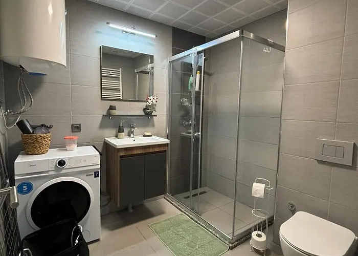 Sky Angel Apartment *